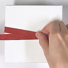 十字掛けリボンの結び方1